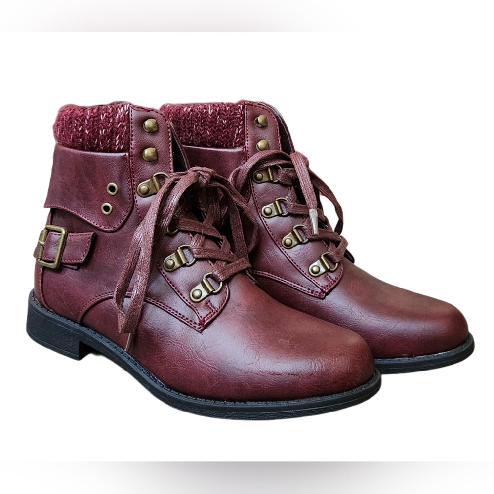 Womens size 6 Booties